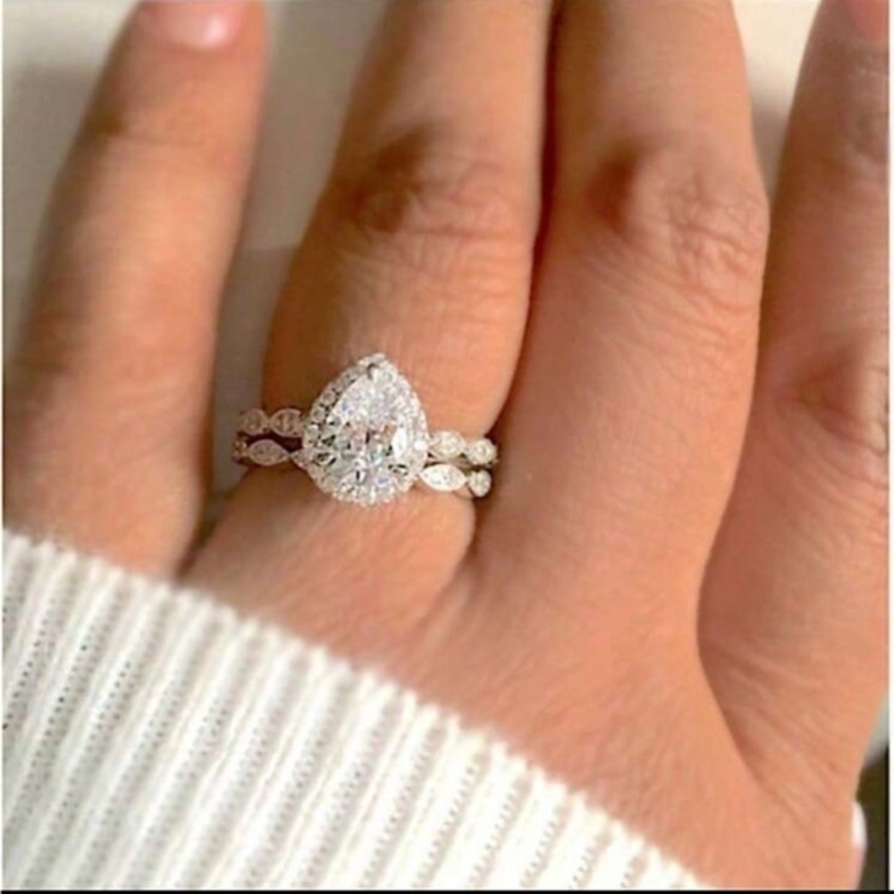 Silver ring set